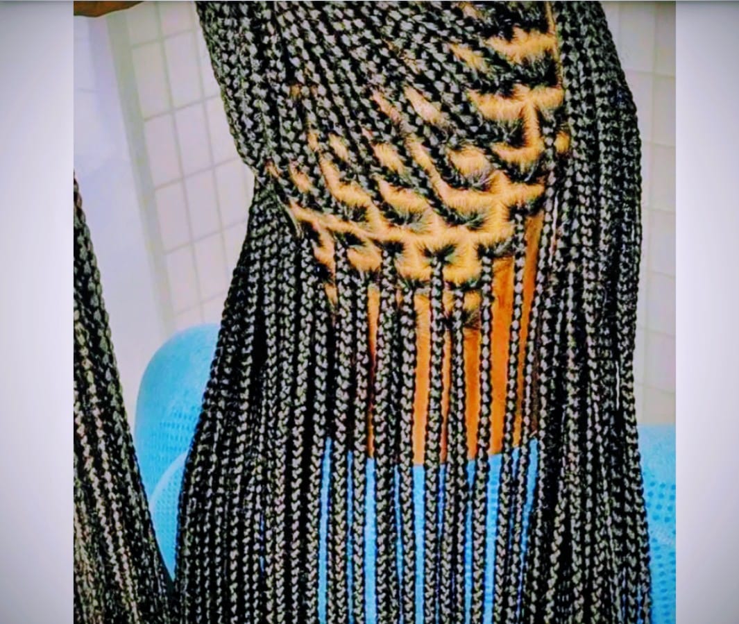 Knotless braids hairstyle